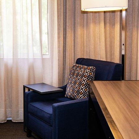 Hilton Santa Cruz Scotts Valley Eksteriør billede