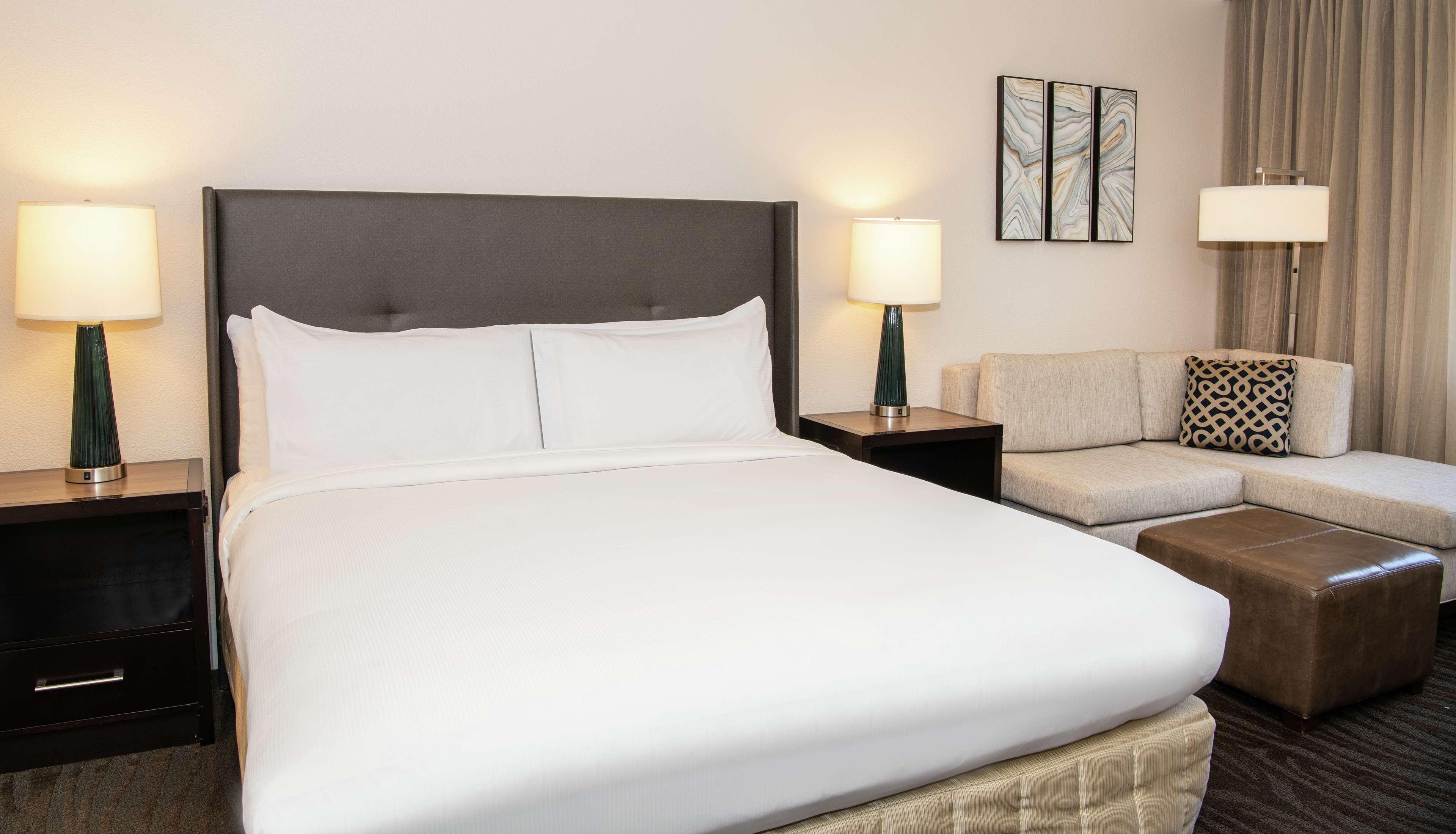 Hilton Santa Cruz Scotts Valley Eksteriør billede