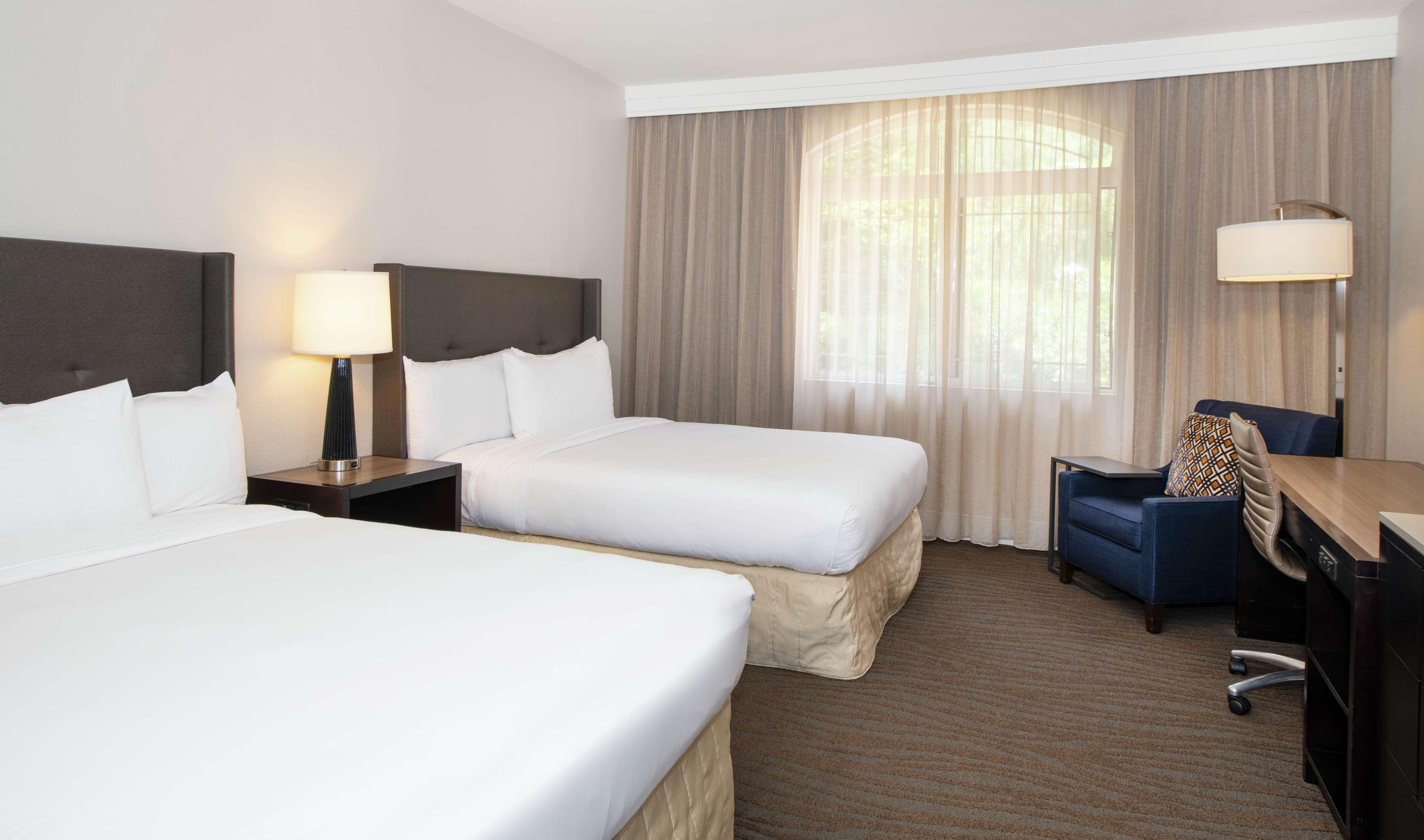 Hilton Santa Cruz Scotts Valley Eksteriør billede