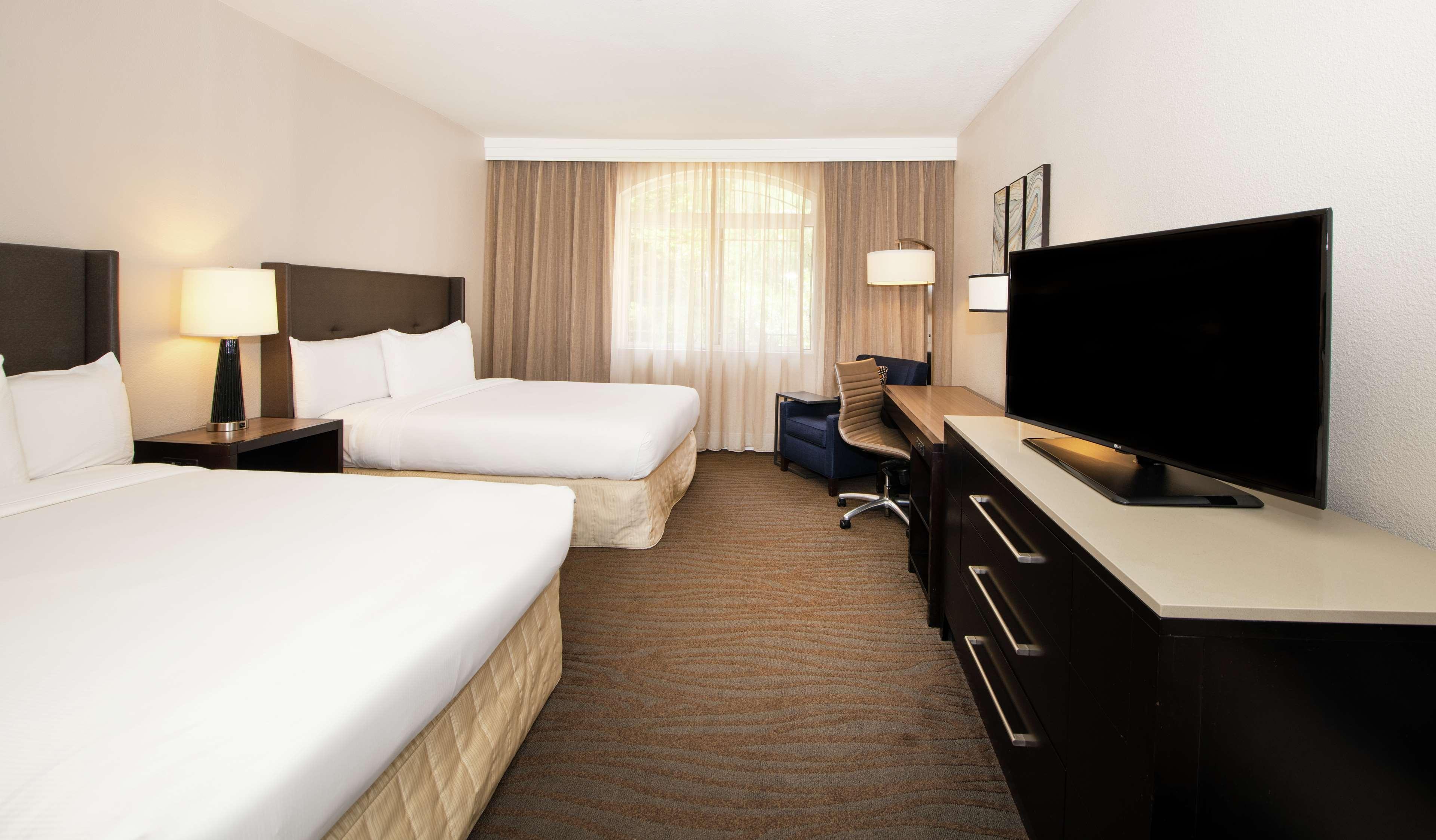 Hilton Santa Cruz Scotts Valley Eksteriør billede