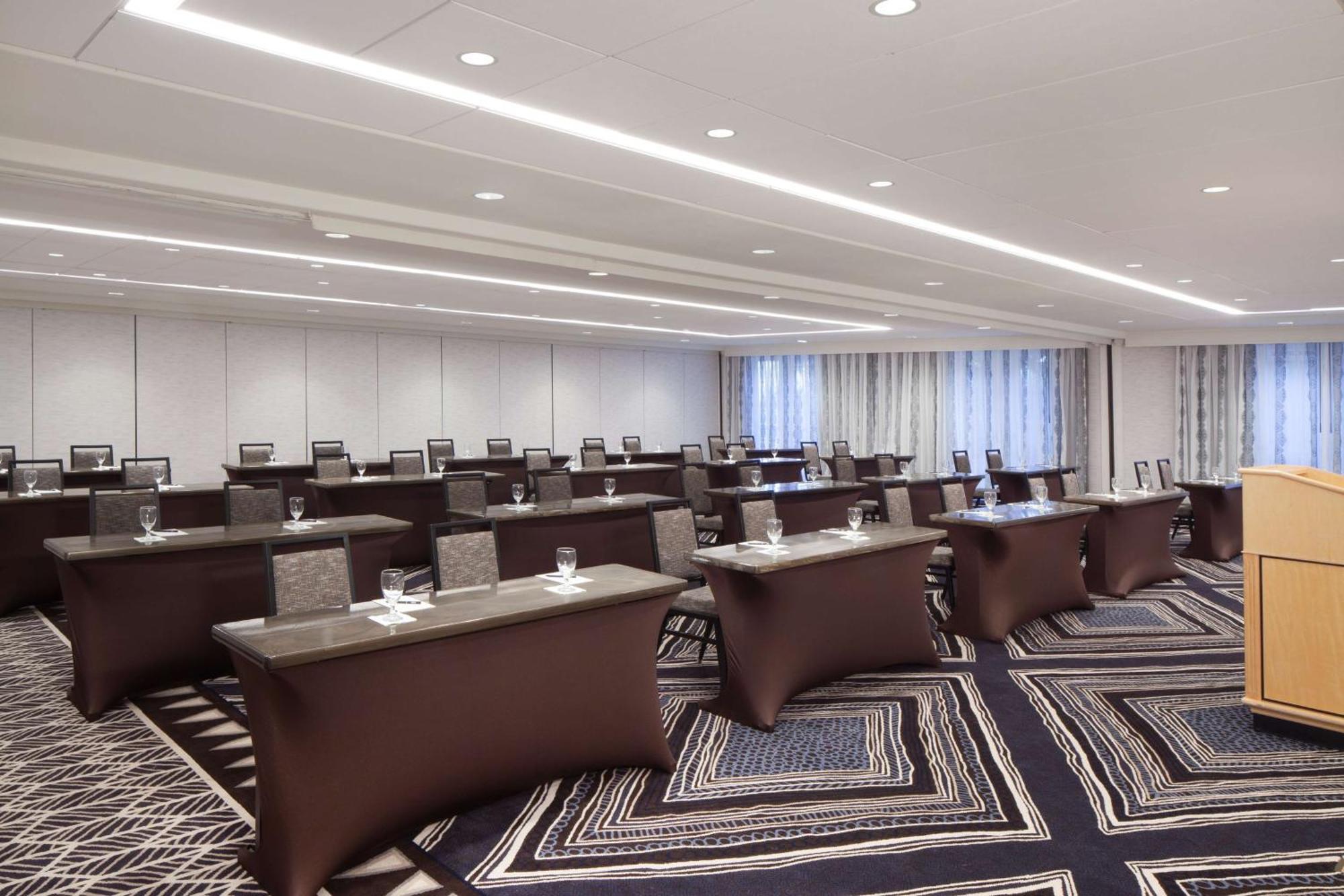 Hilton Santa Cruz Scotts Valley Eksteriør billede