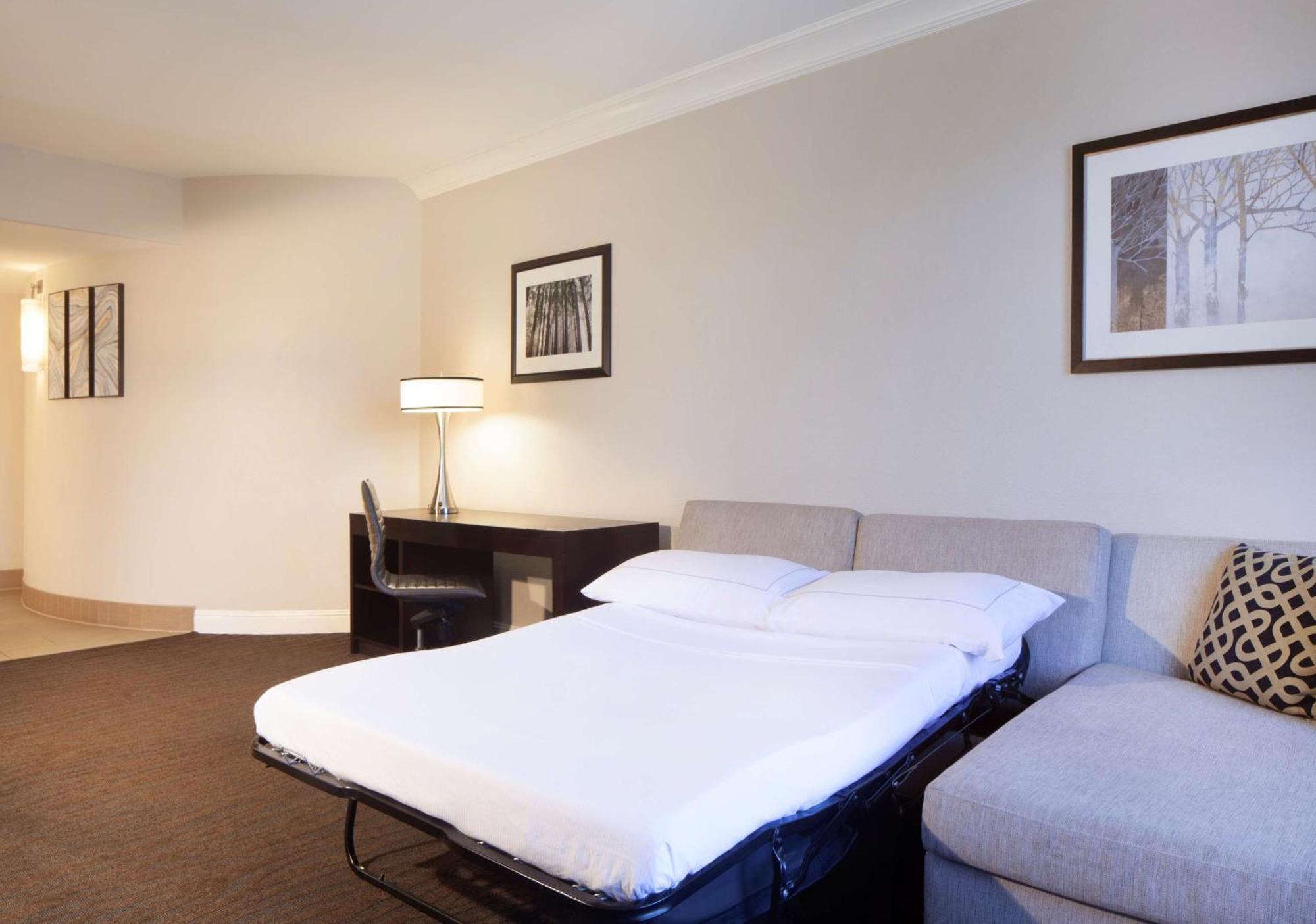 Hilton Santa Cruz Scotts Valley Eksteriør billede