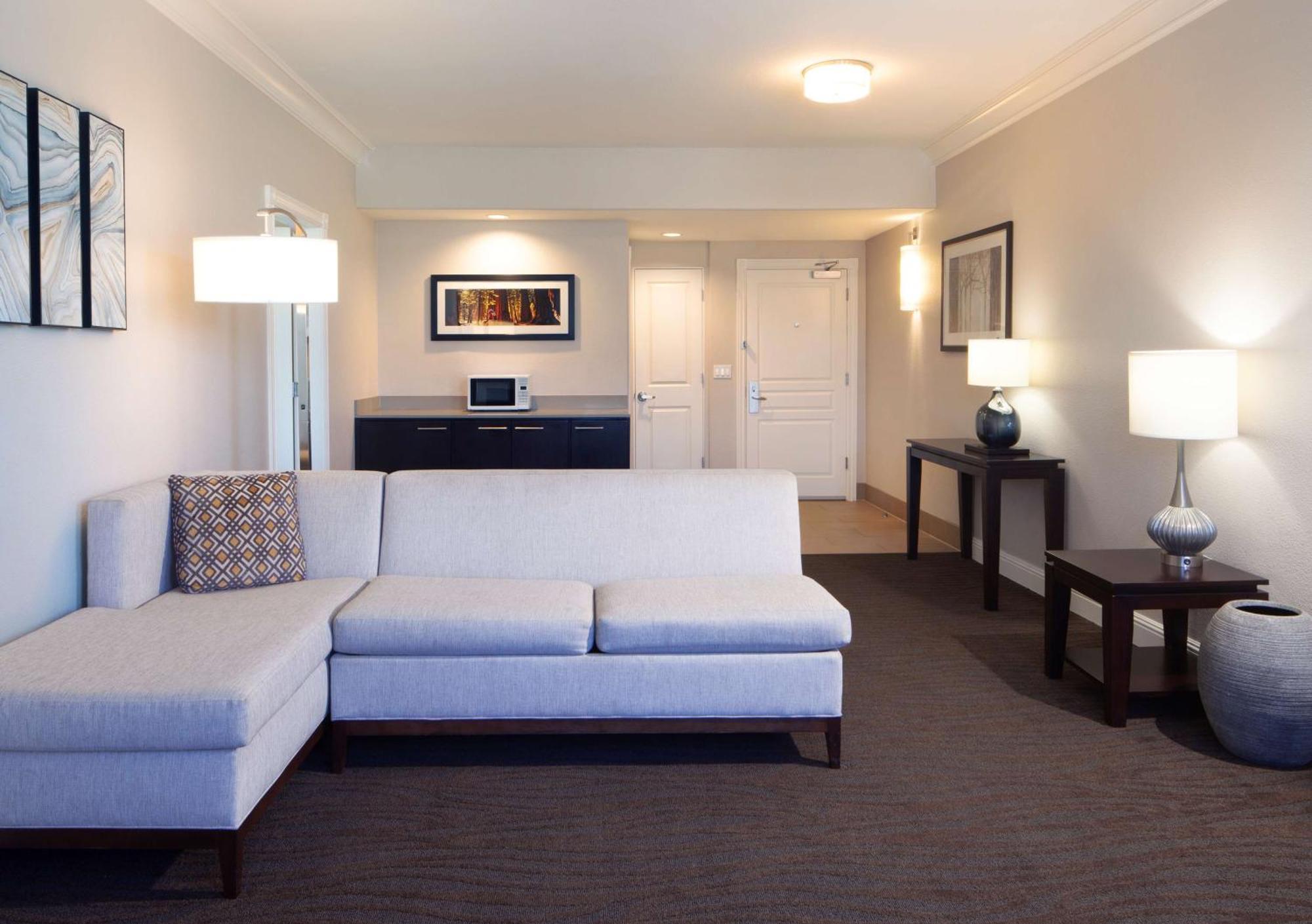 Hilton Santa Cruz Scotts Valley Eksteriør billede