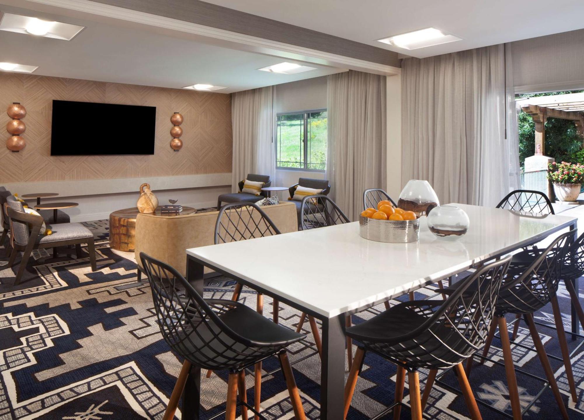 Hilton Santa Cruz Scotts Valley Eksteriør billede